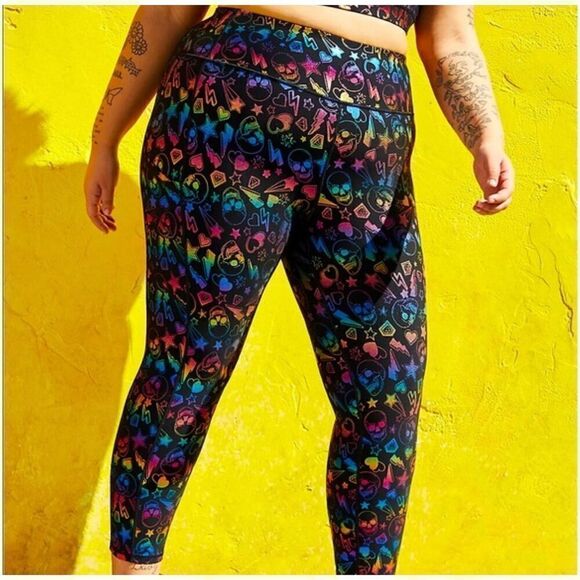 Torrid Active Rainbow Leggings Ankle Skull Heart Halloween Leggings Sz 2 Witchy - Picture 1 of 9